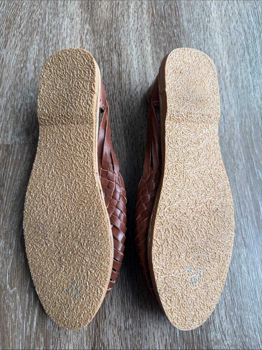 💥Brown Huarache Leather Slip-On Flats💥 - Picture 8 of 9